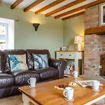 4 Bed In Easington Oc-b29242 * Roxby