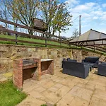 4 Bed In Easington Oc-b29242 * Roxby